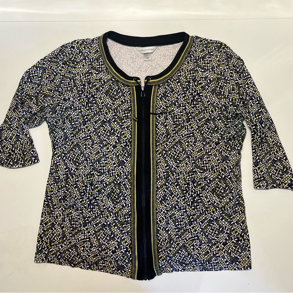 Christopher & Banks Black, White & Green Patterned Zip-Front top. 100% cotton.